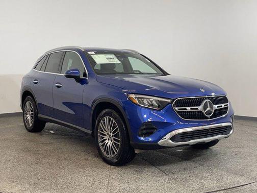 2025 Mercedes-Benz GLC 300 Base