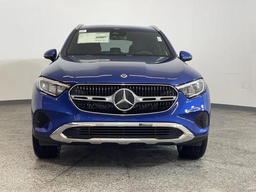 2025 Mercedes-Benz GLC 300 Base