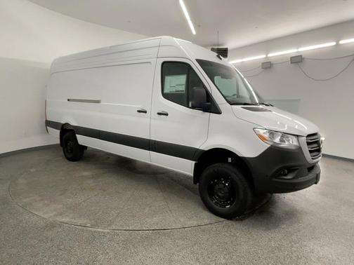2026 Mercedes-Benz Sprinter 2500 High Roof