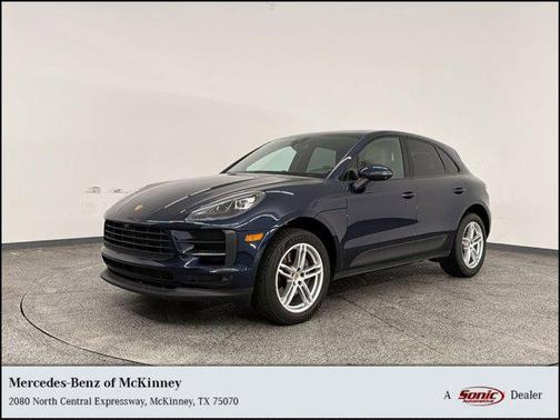 Blue 2021 Porsche Macan Macan