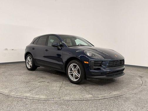 Blue 2021 Porsche Macan Macan