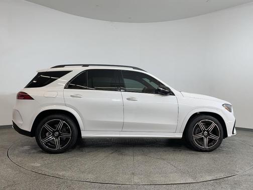 2025 Mercedes-Benz GLE 450e 4MATIC