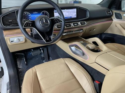 2025 Mercedes-Benz GLE 450e 4MATIC