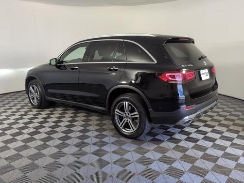 2022 Mercedes-Benz GLC 300 Base