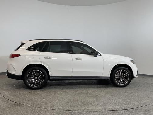 2025 Mercedes-Benz GLC 350e Base