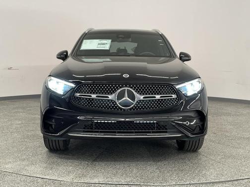 2026 Mercedes-Benz GLC 300 4MATIC