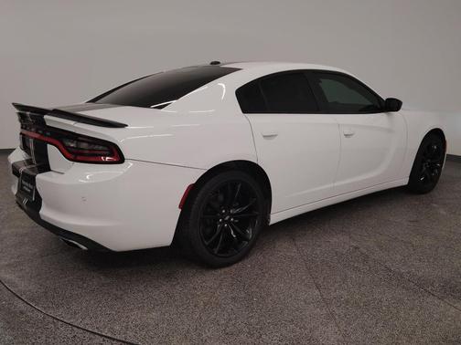 2018 Dodge Charger SXT