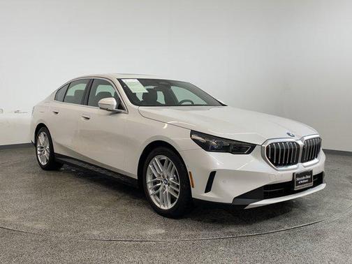 2025 BMW 530 i