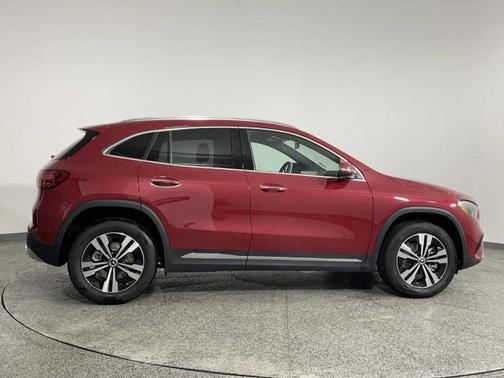 2025 Mercedes-Benz GLA 250 Base