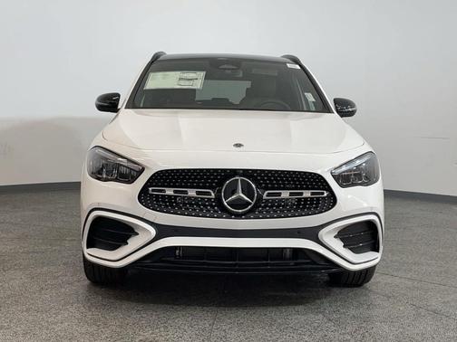 2025 Mercedes-Benz GLA 250 Base