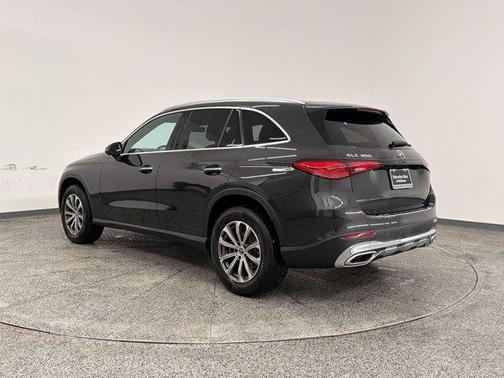 Graphite Grey Metallic 2026 Mercedes-Benz GLC 300 Base