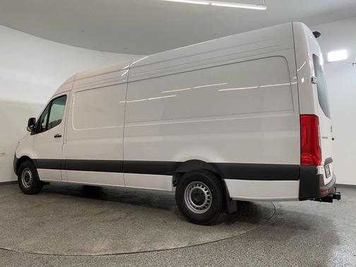 2025 Mercedes-Benz Sprinter 2500 High Roof