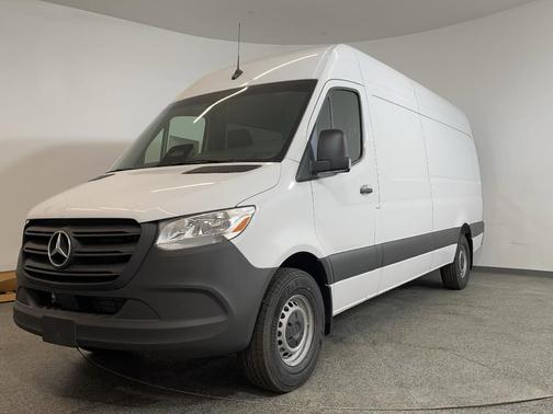 2025 Mercedes-Benz Sprinter 2500 High Roof