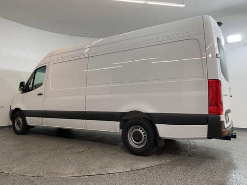 2025 Mercedes-Benz Sprinter 2500 High Roof