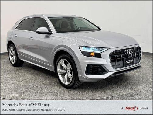 2022 Audi Q8 55 Premium