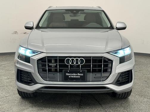 2022 Audi Q8 55 Premium