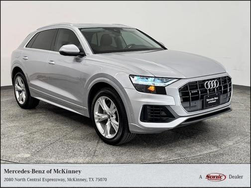 2022 Audi Q8 55 Premium