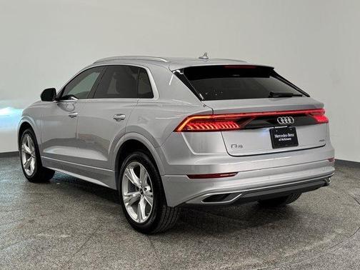 2022 Audi Q8 55 Premium