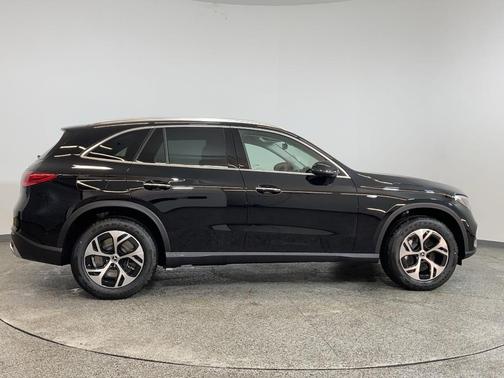 2025 Mercedes-Benz GLC 350e Base