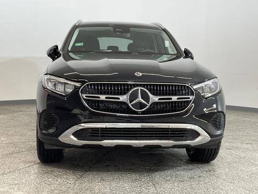 2025 Mercedes-Benz GLC 350e Base