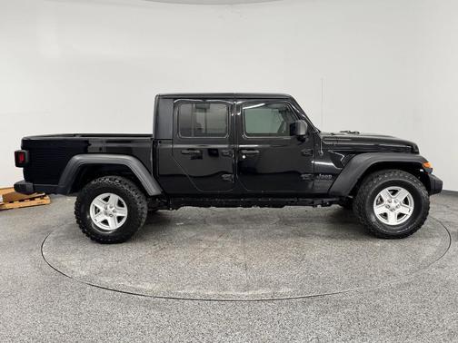 2020 Jeep Gladiator Sport S