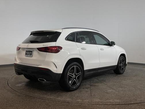 2025 Mercedes-Benz GLA 250 4MATIC