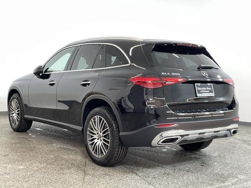 2025 Mercedes-Benz GLC 300 Base