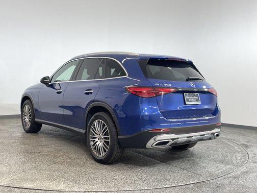 2025 Mercedes-Benz GLC 300 4MATIC