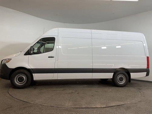 2025 Mercedes-Benz Sprinter 2500 High Roof