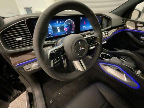 2026 Mercedes-Benz GLS 450 4MATIC