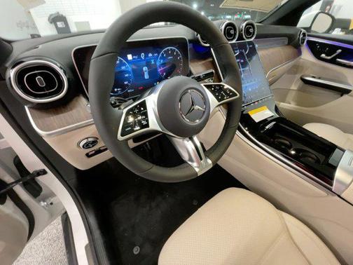 2026 Mercedes-Benz GLC 300 Base