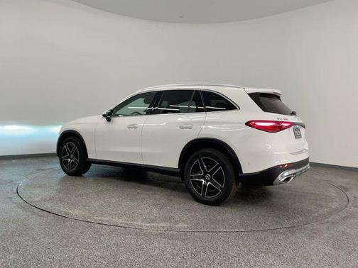 2026 Mercedes-Benz GLC 300 Base
