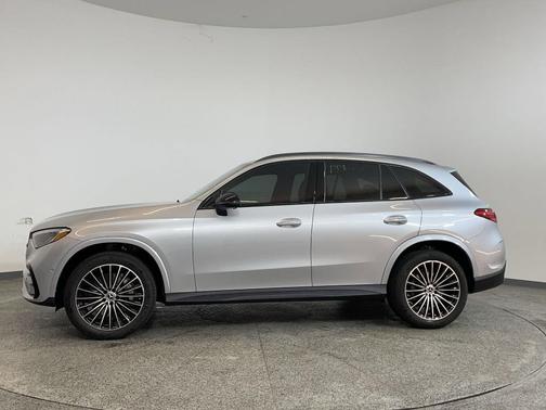 2025 Mercedes-Benz GLC 300 Base