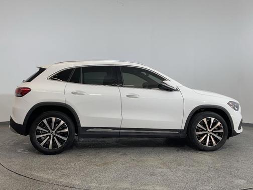 2022 Mercedes-Benz GLA 250 Base