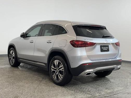 2025 Mercedes-Benz GLA 250 Base