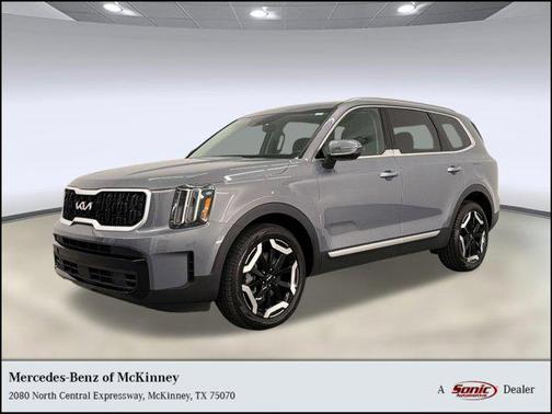 Everlasting Silver 2025 Kia Telluride S