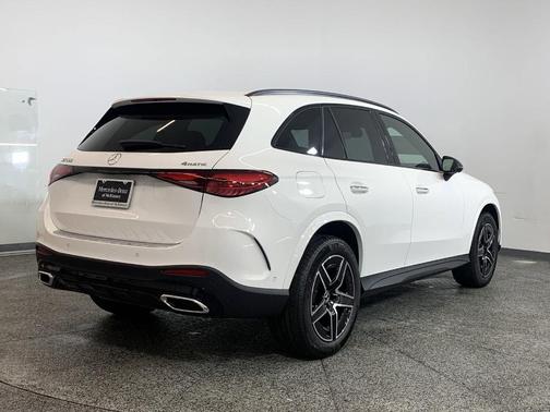 2025 Mercedes-Benz GLC 300 4MATIC