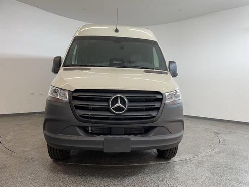 2025 Mercedes-Benz Sprinter 2500 High Roof