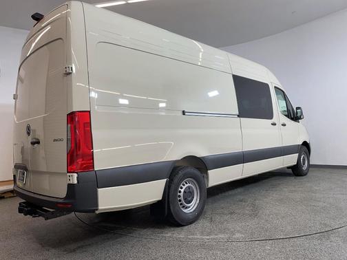 2025 Mercedes-Benz Sprinter 2500 High Roof
