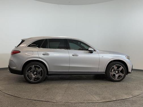 2025 Mercedes-Benz GLC 350e Base