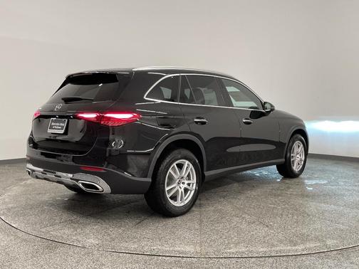 2026 Mercedes-Benz GLC 300 Base
