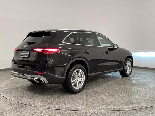 2026 Mercedes-Benz GLC 300 Base