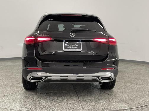 2026 Mercedes-Benz GLC 300 Base