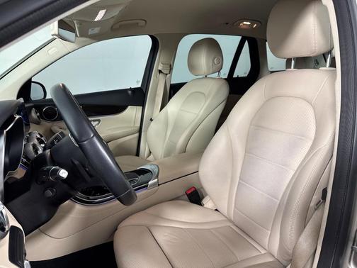 2020 Mercedes-Benz GLC 300 Base