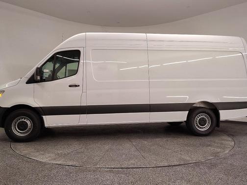 2026 Mercedes-Benz Sprinter 2500 High Roof