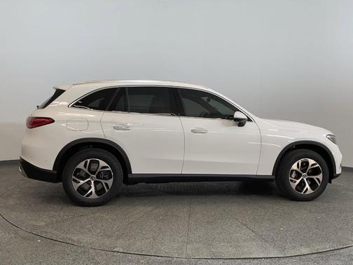 2025 Mercedes-Benz GLC 350e Base
