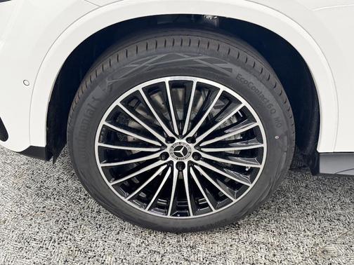 2025 Mercedes-Benz GLC 300 Base