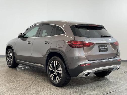 2025 Mercedes-Benz GLA 250 Base