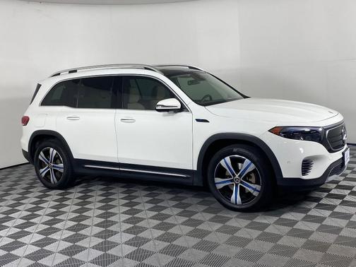 2022 Mercedes-Benz EQB 300 4MATIC