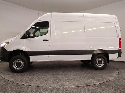2026 Mercedes-Benz Sprinter 2500 Standard Roof